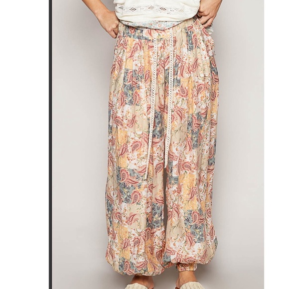 291🧡 POL “ Peach Jam” Floral Paisley Collared Button-up Top - Picture 5 of 5